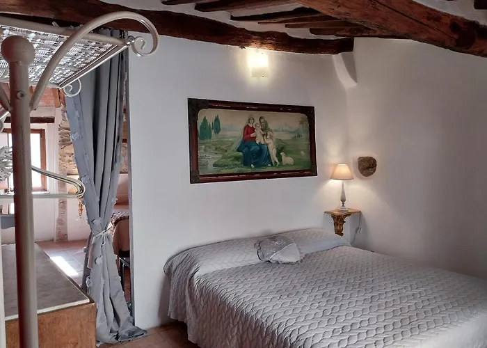 Romantic & Charming Esclusivo In Centro Storico Cuore Di Toscana Monterotondo (Tuscany)