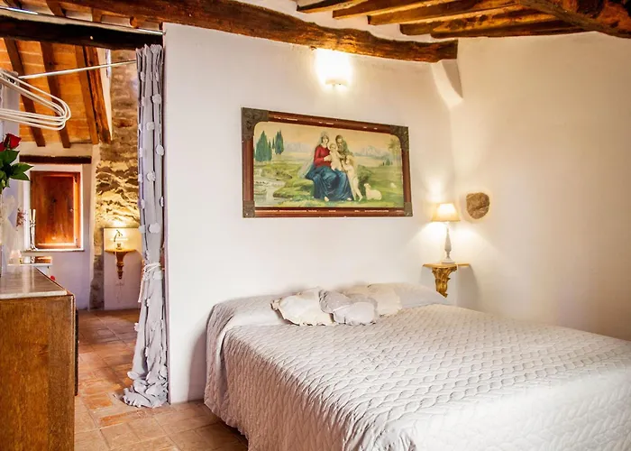 Romantic & Charming Esclusivo In Centro Storico Cuore Di Toscana Monterotondo (Tuscany)