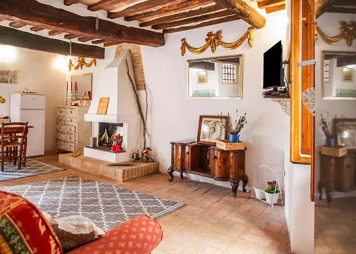 Romantic & Charming Esclusivo In Centro Storico Cuore Di Toscana